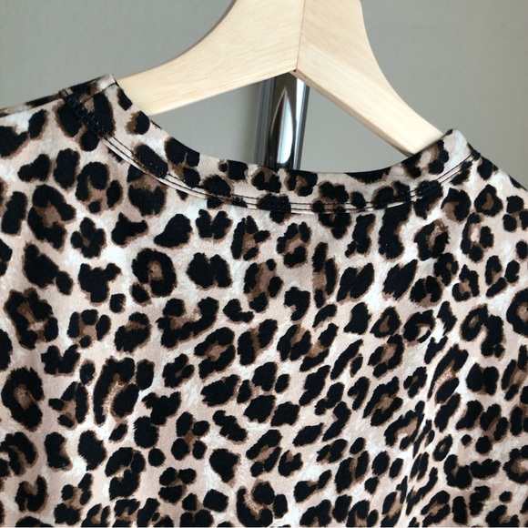 Veronica Beard | Animal Print | Short Sleeve | Crop Top | Blouse - Picture 6 of 14